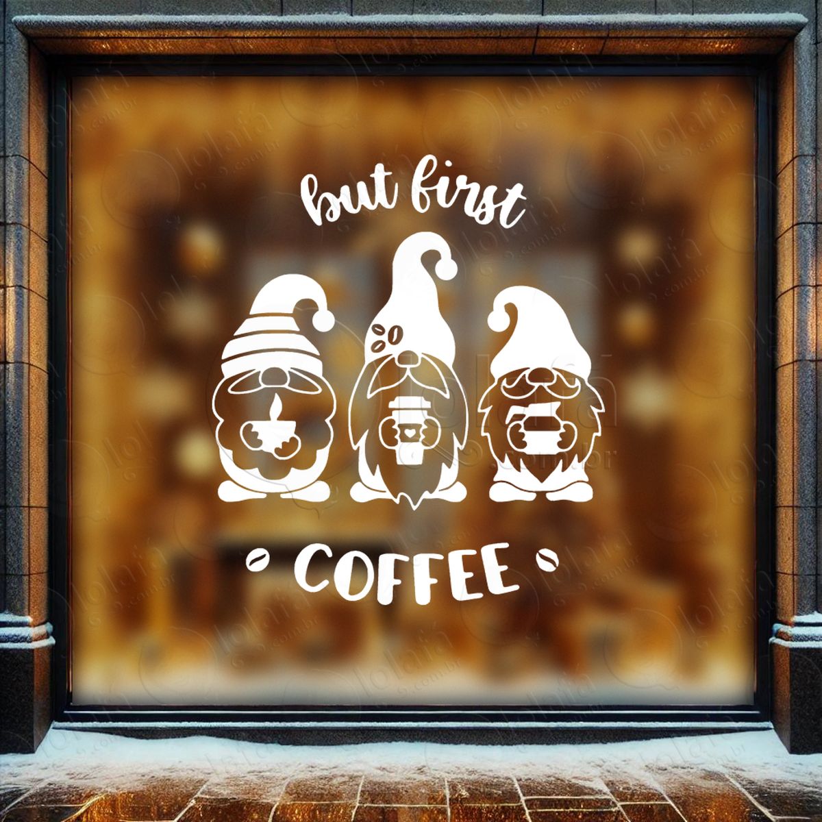 Gnomos e Frase But First Coffee Adesivo de Natal para Vitrine, Parede, Porta - Fácil Remoção Mod:627