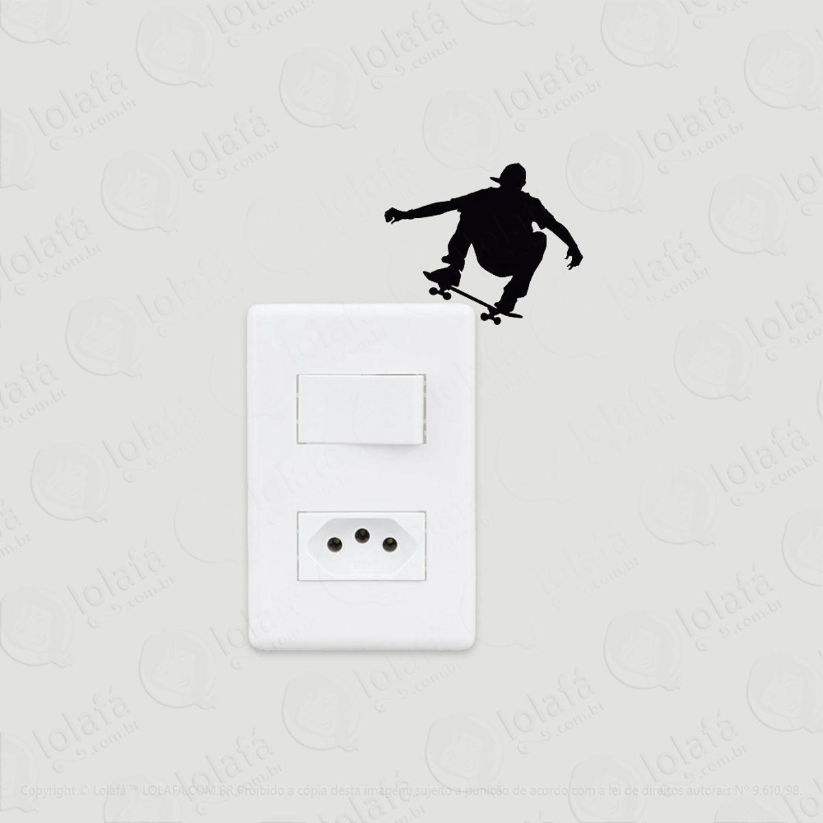 2 Adesivos Interruptor Luz Tomada Skatista Esporte Com Skate Mod:44