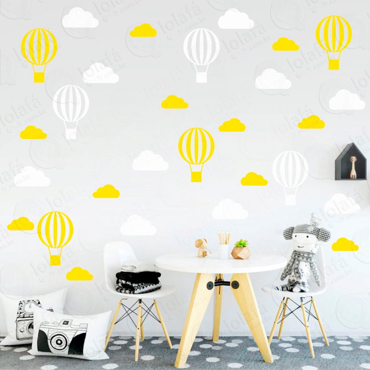 Adesivos Nuvens e Balões 56 Peças Adesivos para Quarto de Bebê Infantil Mod:49