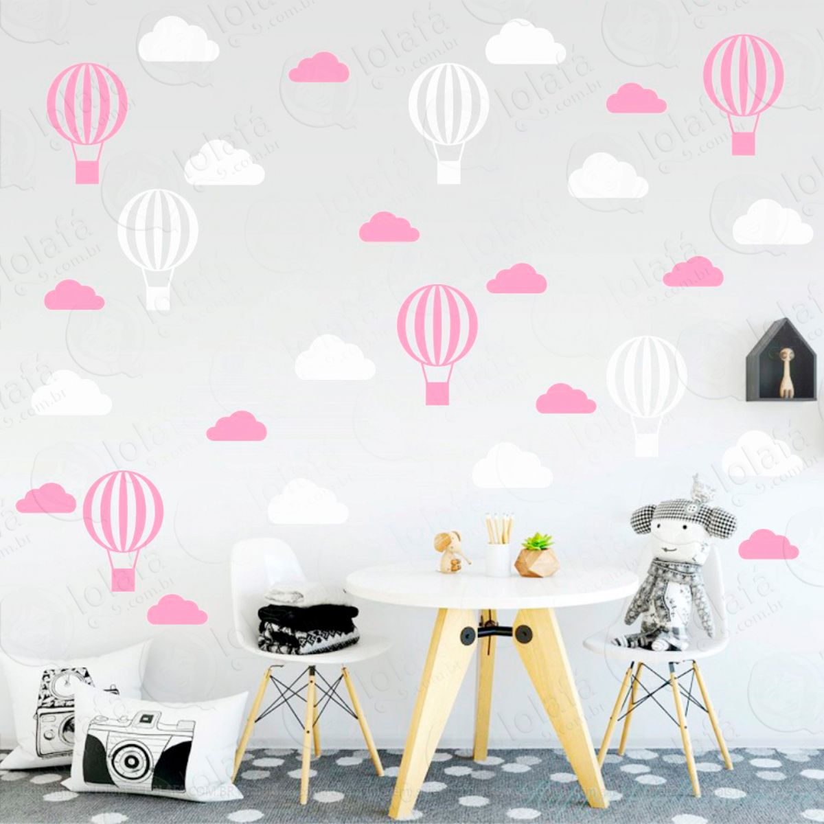 Adesivos Nuvens e Balões 56 Peças Adesivos para Quarto de Bebê Infantil Mod:67