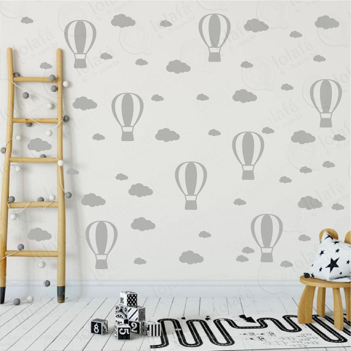 Adesivos Balões e Nuvens 108 Peças Adesivos para Quarto de Bebê Infantil Mod:968